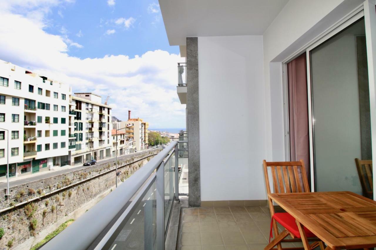 Madeira Emotions Apartments ฟุงชาล ภายนอก รูปภาพ